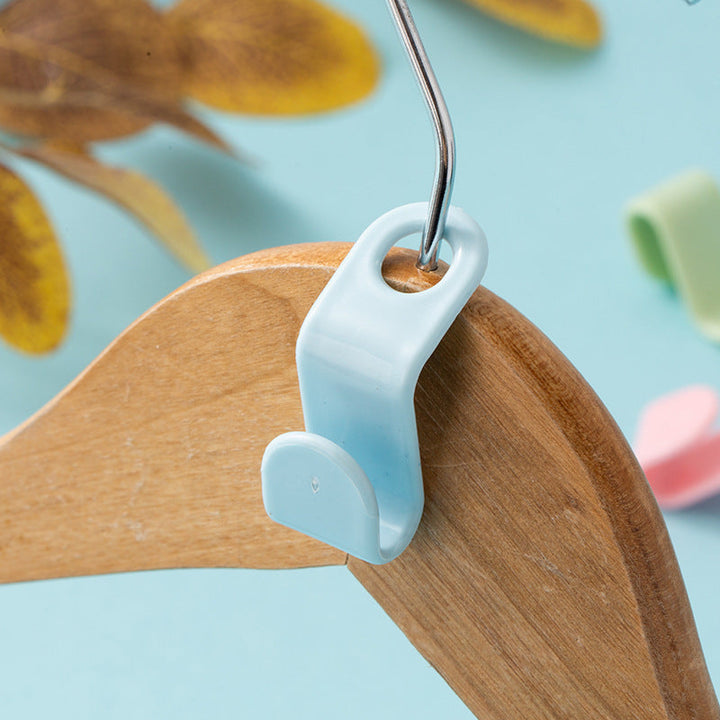 Skanto | Dress Hook Helper