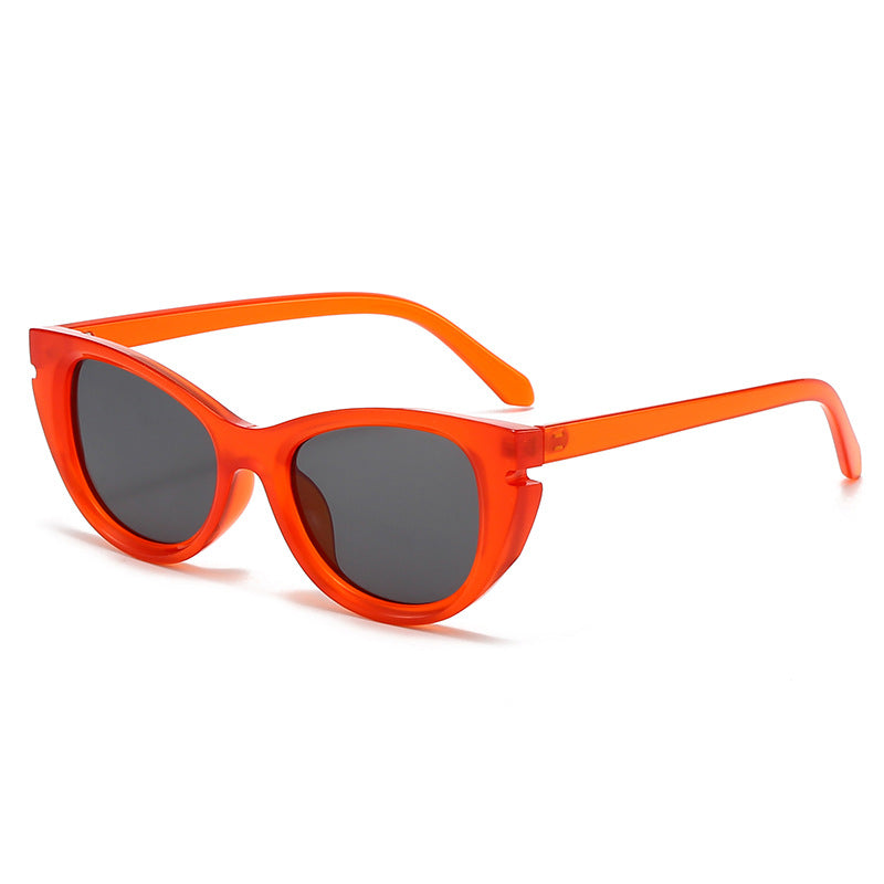 Dame Cat-Eye solbriller med trendy design Skanto