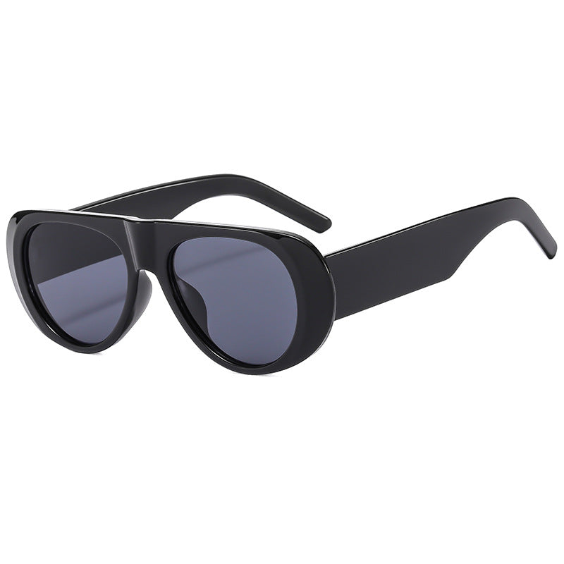 Dame eksepsjonell solbrille i trendy skilpaddesign Skanto
