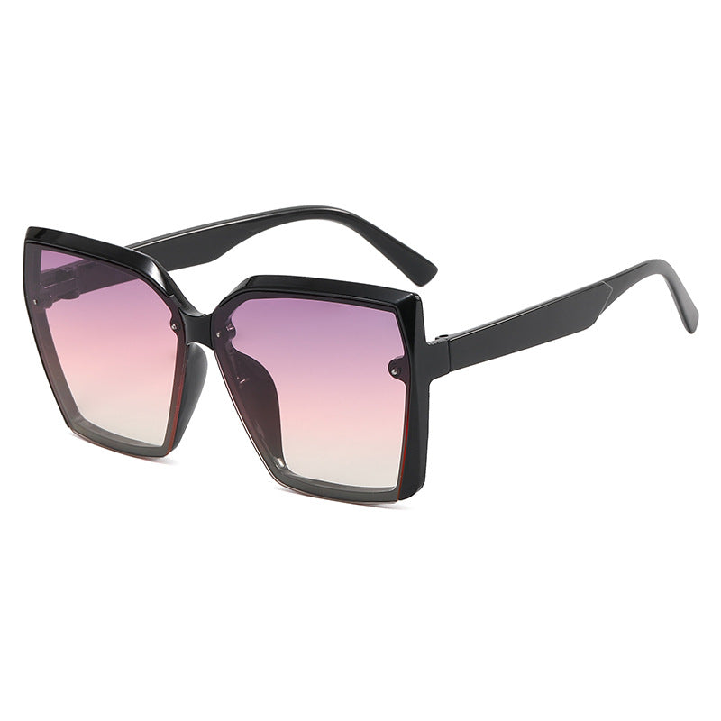 Damer Oversized Solbrille med moderne skilpaddedesign Skanto