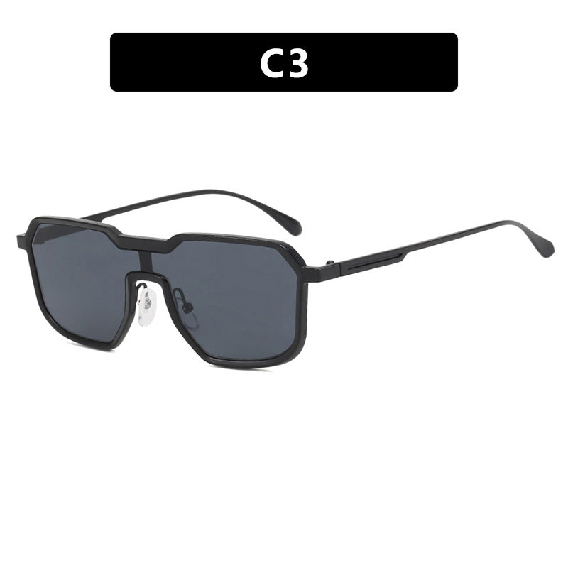 Women's extravagant geometric sunglasses with protective UV filter Skanto
