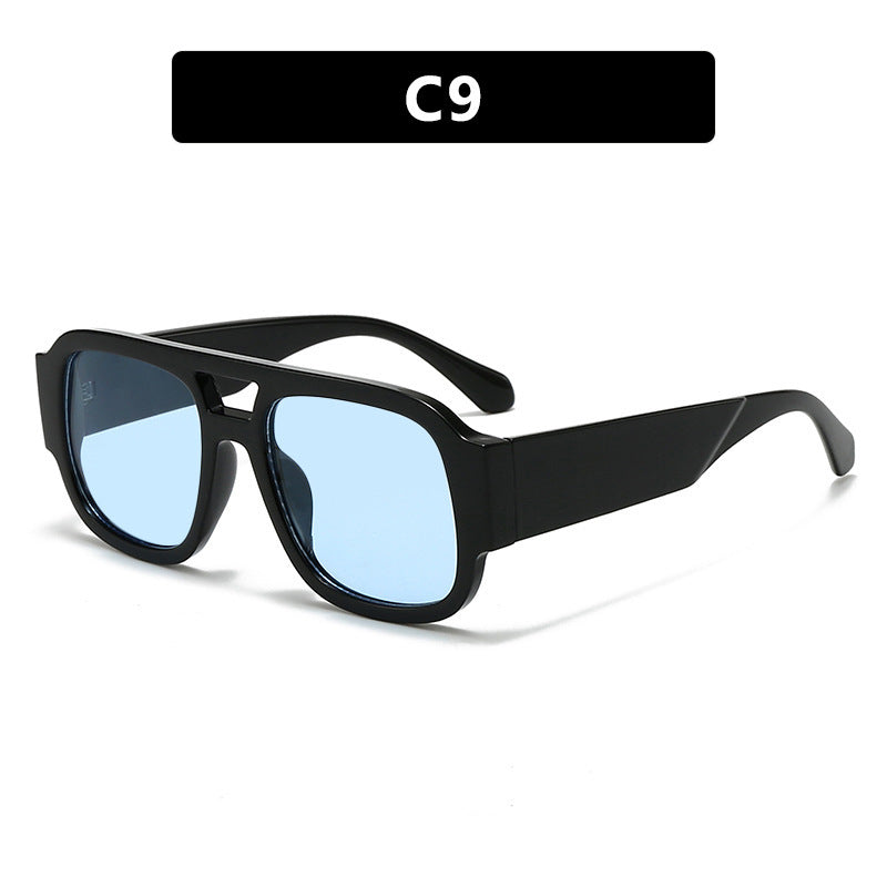 Women's modern sunglasses in elegant rectangular design Skanto