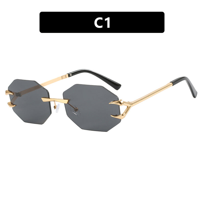Women's geometric sunglasses with modern metal frame Skanto