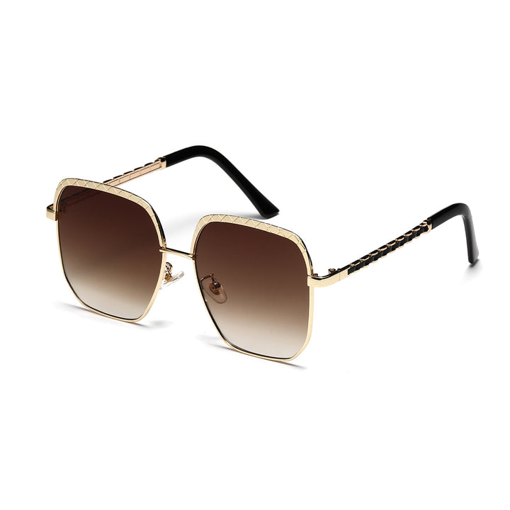 Dame moteriktig oversized solbrille i geometrisk design Skanto