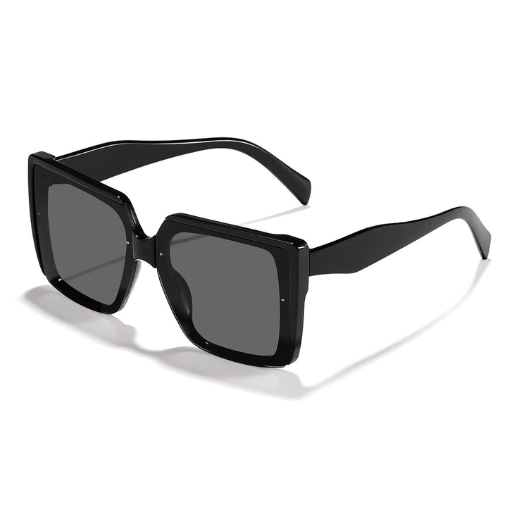 Dame oversized solbrille i trendy kvadratdesign Skanto