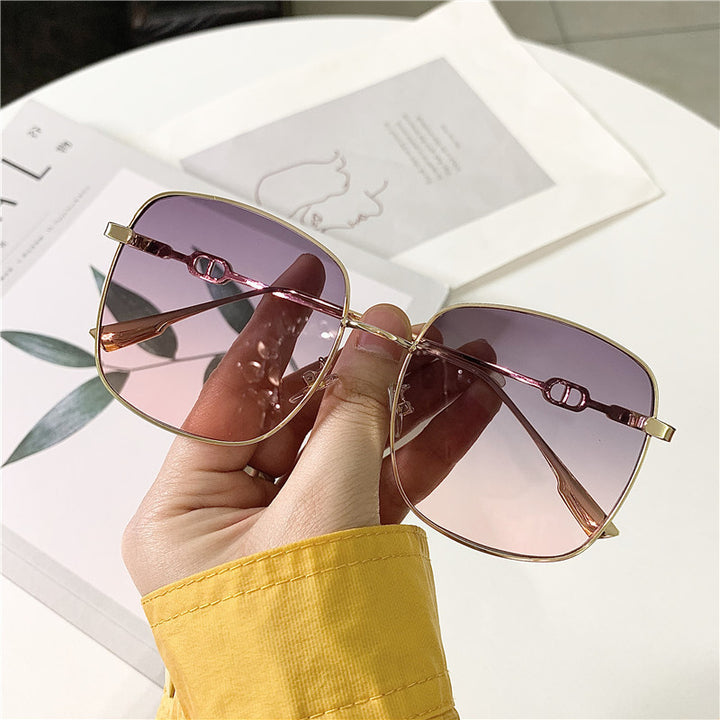 Dame Elegant Oversized Solbrille med Firkant-Design og UV-Beskyttelse Skanto