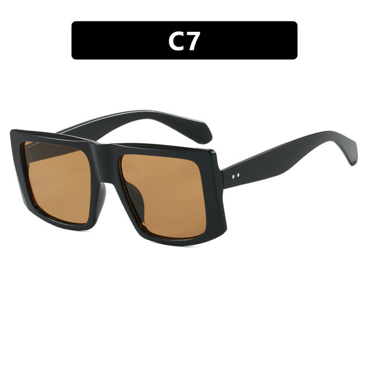 Women's square sunglasses with durable plastic frame and protective UV filter Skanto