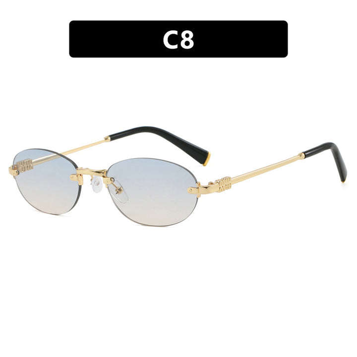 Women's Fashionable Sunglasses with Oval Frame and Elegant Accents Skanto