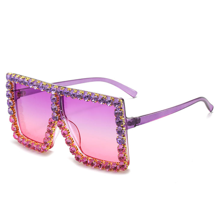 Dame moteriktig solbrille med strassdekorsjon Skanto