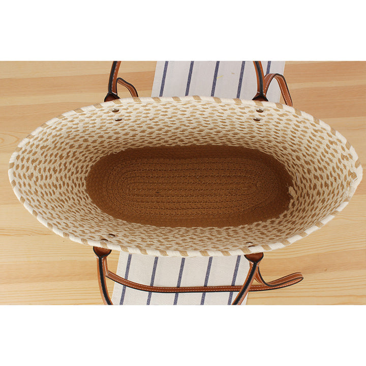 Spacious tote bag made of hand-woven natural material Skanto