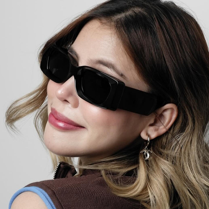 Women's modern square sunglasses with transparent frame and protective UV filter Skanto