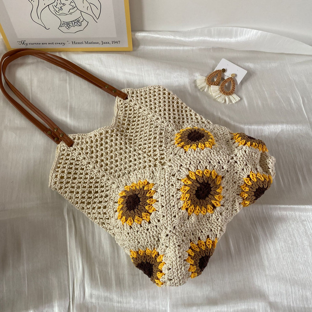 Håndknyttet skulderveske med solblomstermønster Skanto