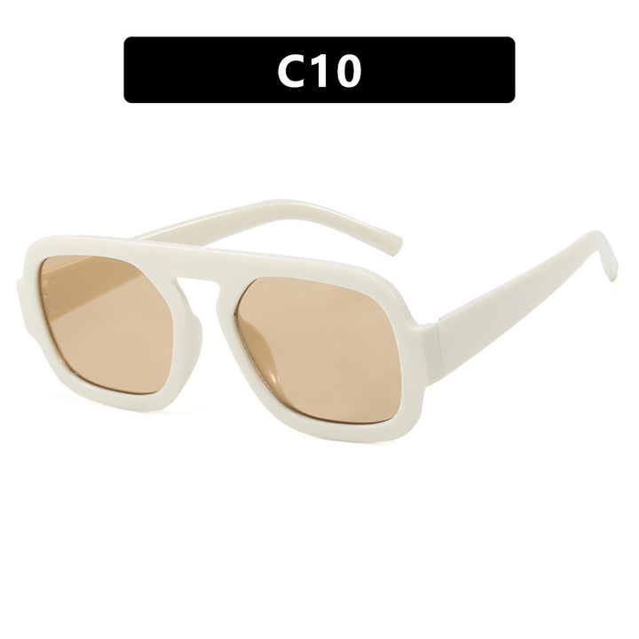 Women's Fashionable Sunglasses in Modern Retro Style Skanto