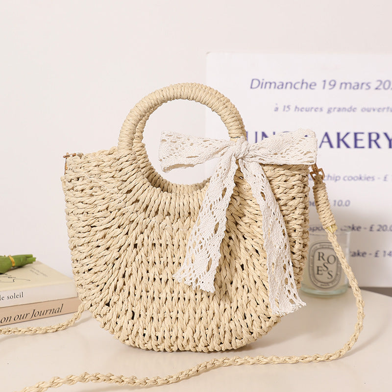 Trendy basket bag with round handle and textured design Skanto