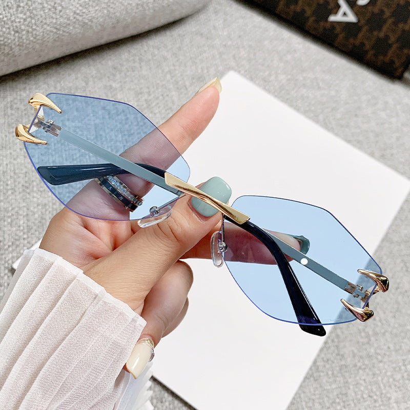 Dame geometrisk oversized solbrille Skanto