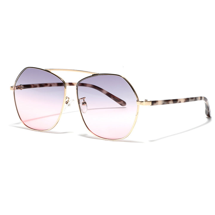 Dame geometrisk solbrille med luksuriøs metallramme Skanto