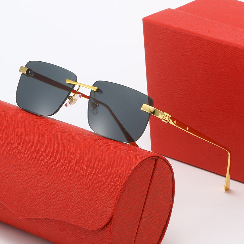 Dame moteriktig halvrandsbrille med elegant metallramme Skanto