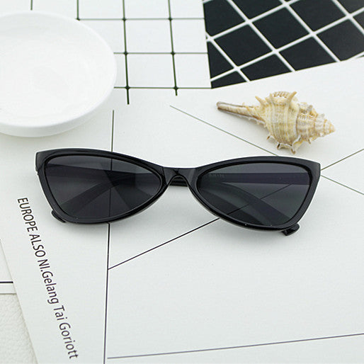 Damer geometrisk designer solbrille i moderne stil Skanto