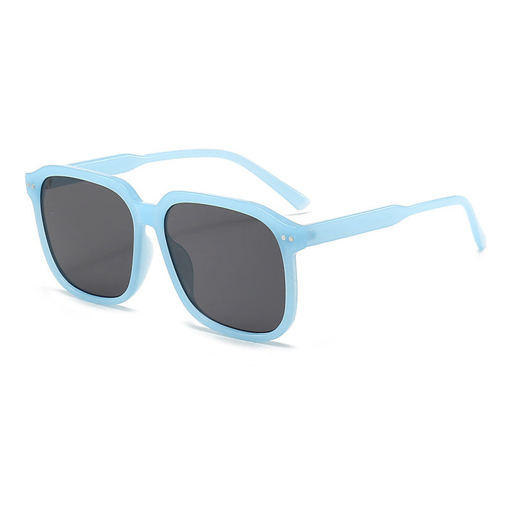 Dame Kvadratisk Solbrille med robust ramme og UV-beskyttelse Skanto