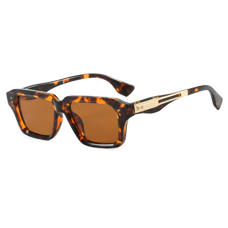 Women's Stylish Square Sunglasses with Luxurious Tortoiseshell Pattern and Durable Frame Skanto