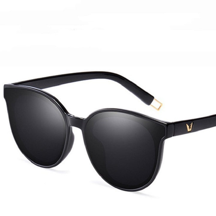 Dame Mote Solbriller i Cat-Eye Stil Skanto