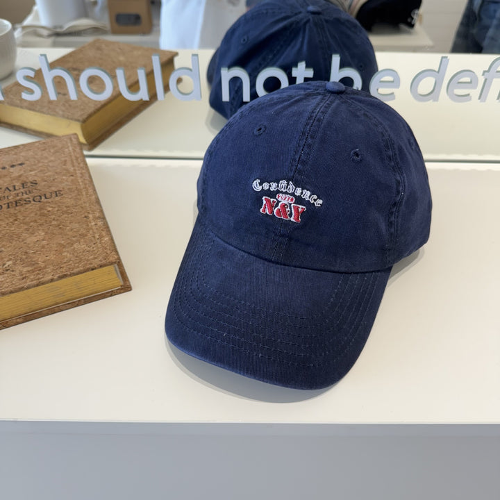 Kvinnebrodert bomull baseballcap Skanto