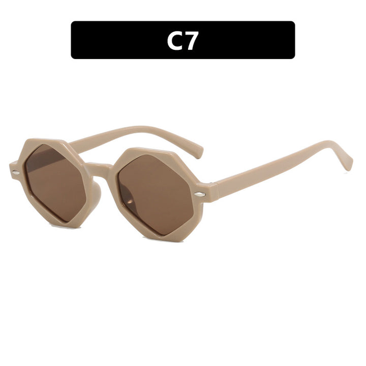 Dame trendig solbrille i moderne åttkant-design Skanto