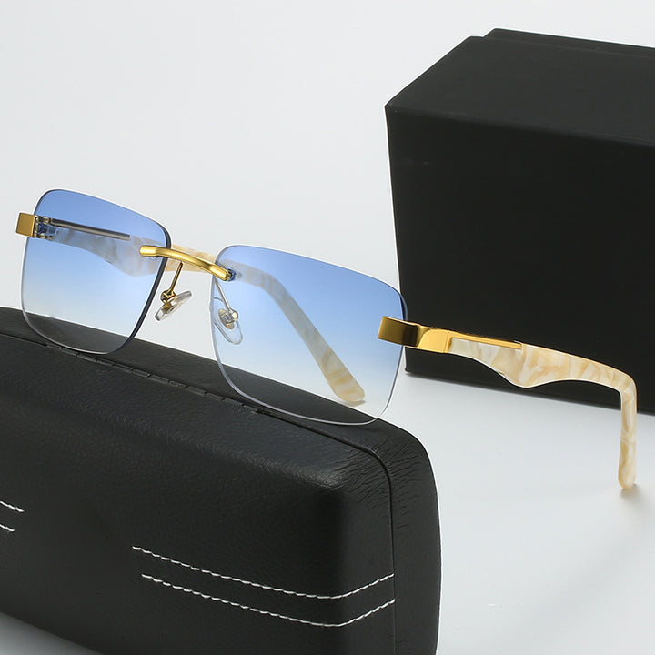 Dame moteriktig halvrammebrille med elegant metall- og plastmix Skanto