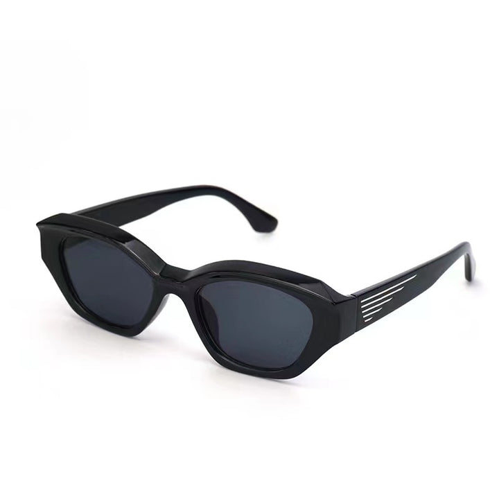 Dame Designer-solbrille med markant polygonal ramme og UV-beskyttelse Skanto
