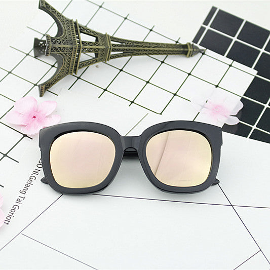 Dame Oversized-solbriller med moderne design og UV-beskyttelse Skanto