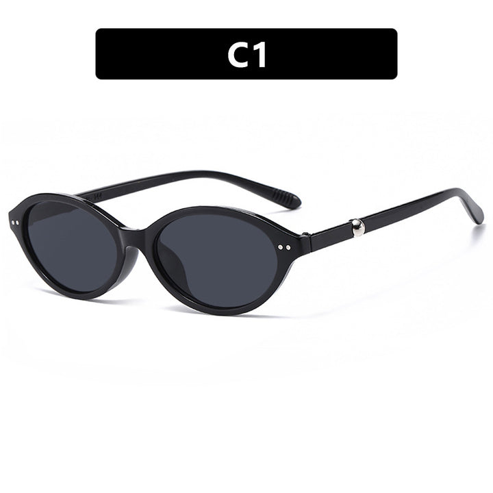 Women's trendy oval sunglasses with UV protection Skanto