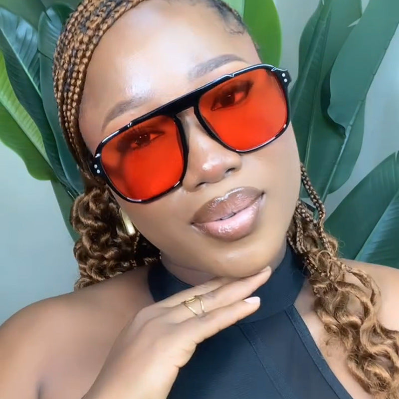 Women's geometric sunglasses with polarized yellow lenses Skanto