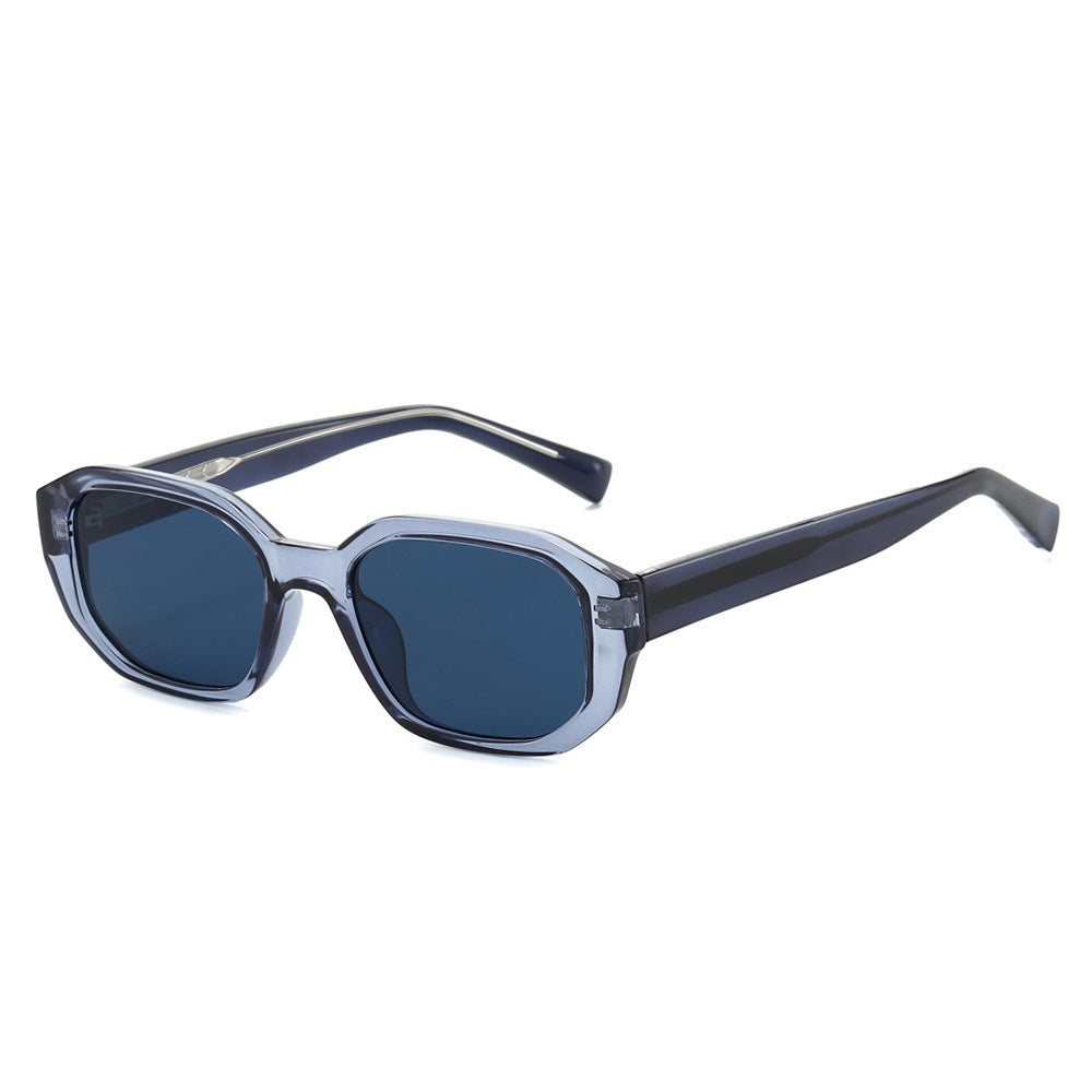 Dame moteriktig solbrille med unik åttekantet ramme Skanto