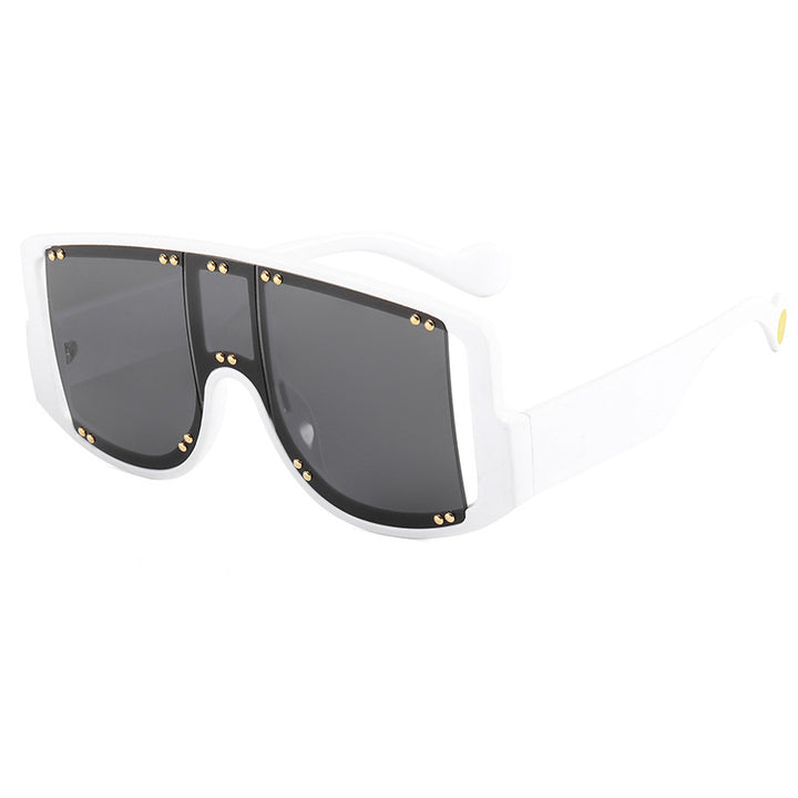 Dame Mote Solbrille Skanto