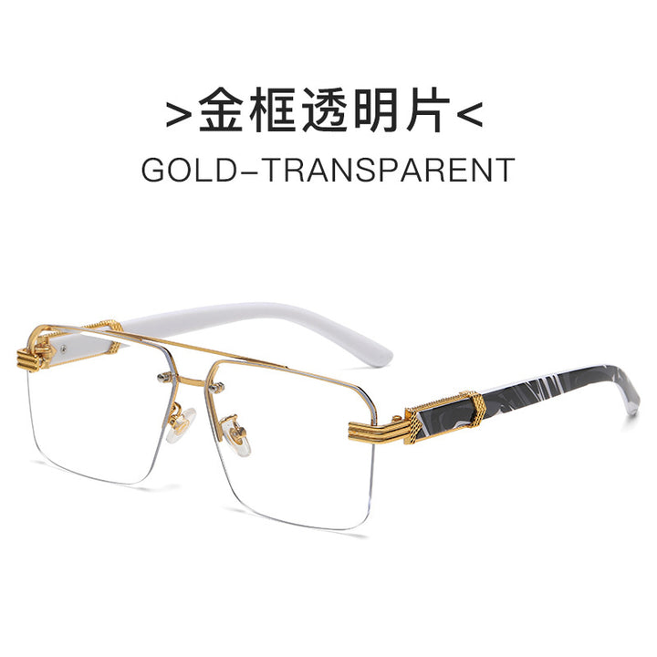 Dame Designer-briller med elegant gullramme og transparente glass Skanto