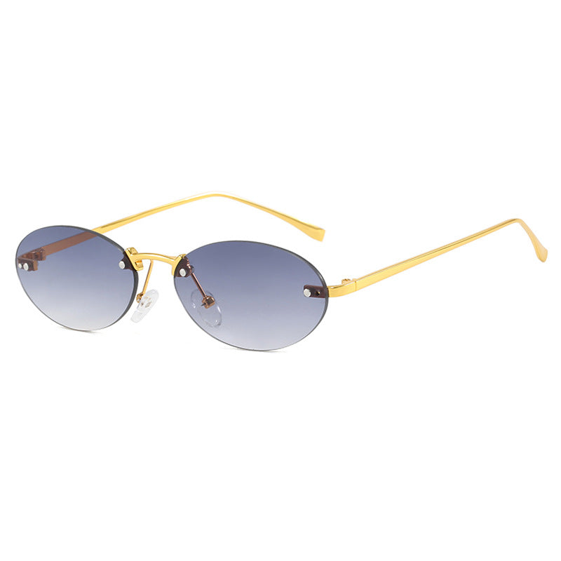 Dame modische solbriller i elegant retro-design Skanto