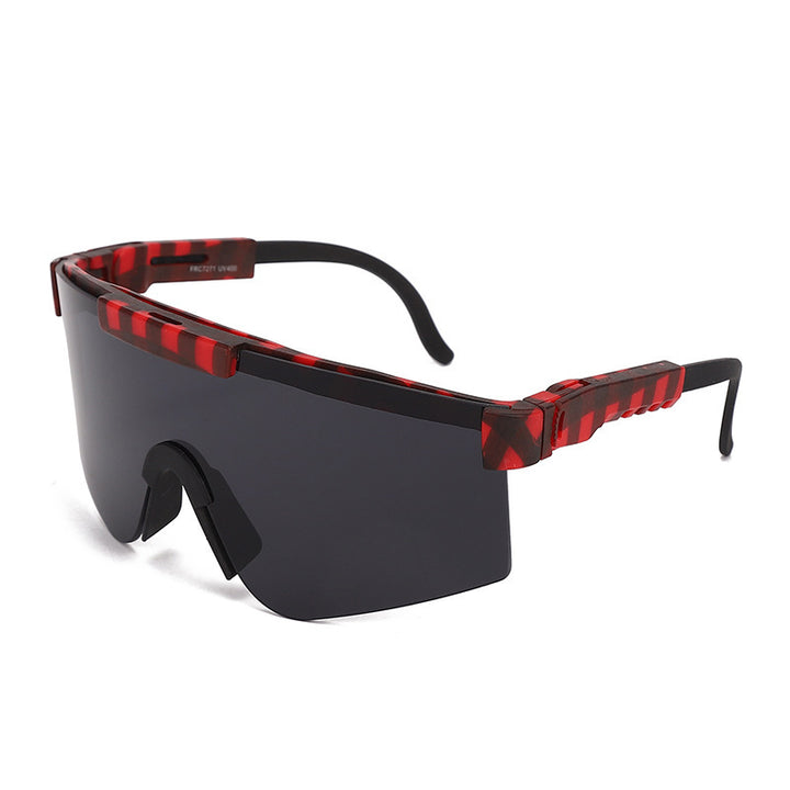 Dame Sporty Statement Solbrille i moderne design Skanto
