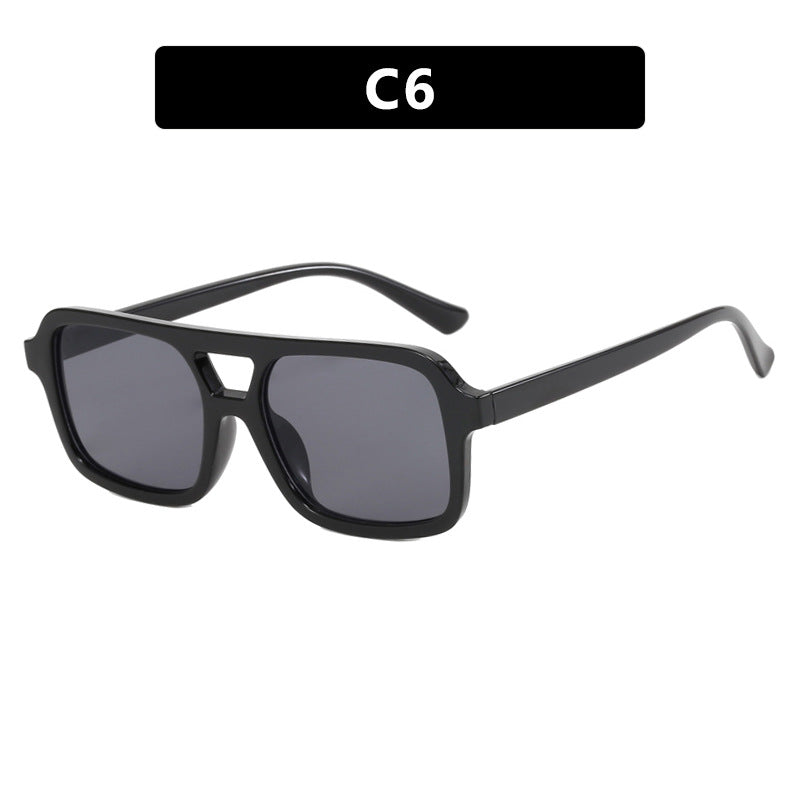Women's modern square sunglasses with protective UV filter and transparent frame Skanto