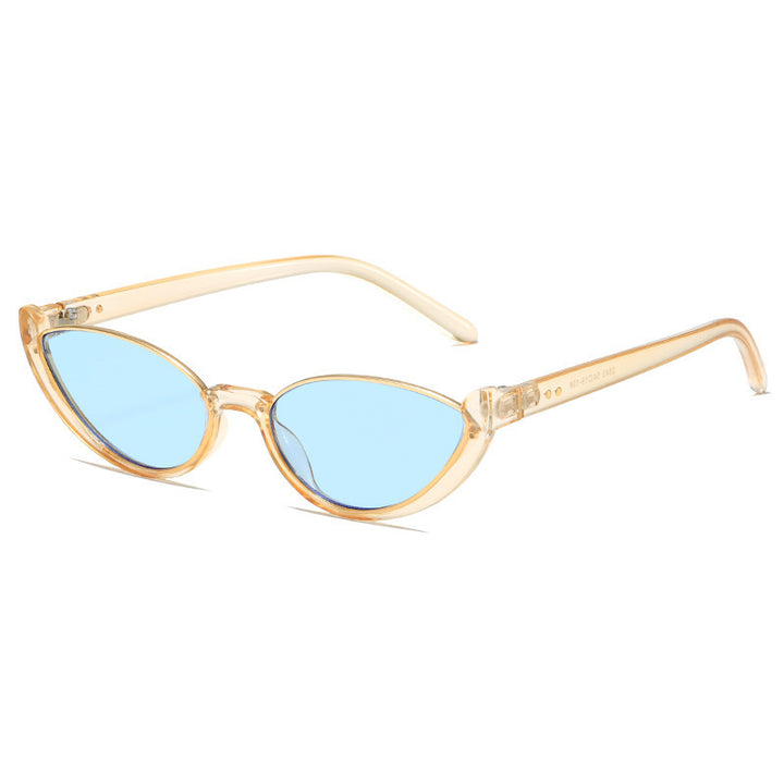 Dame Cat-Eye solbriller med diskret ramme og polarisert glass Skanto