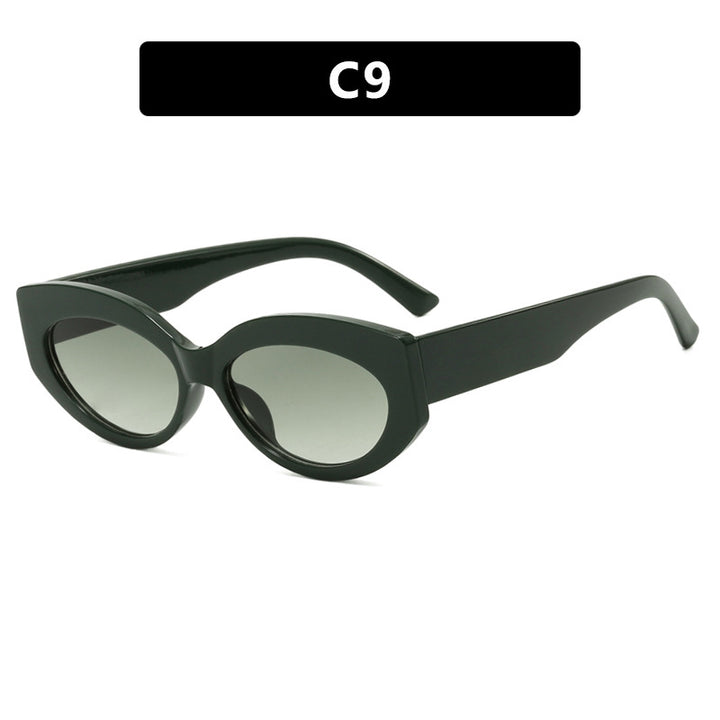 Dame Cat-Eye solbriller i stilfullt plastdesign Skanto