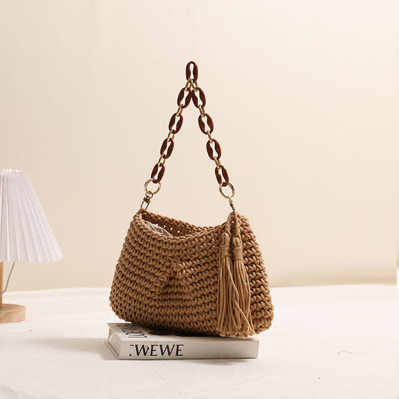 Handmade macrame bag with stylish fringe Skanto