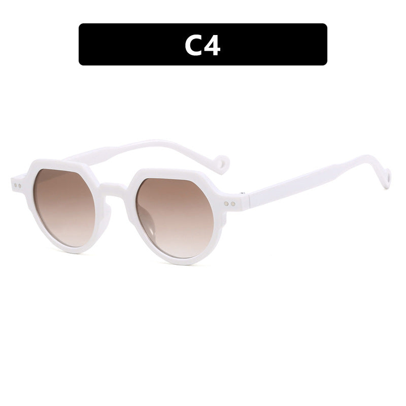 Women's geometric sunglasses with protective UV filter and robust frame Skanto