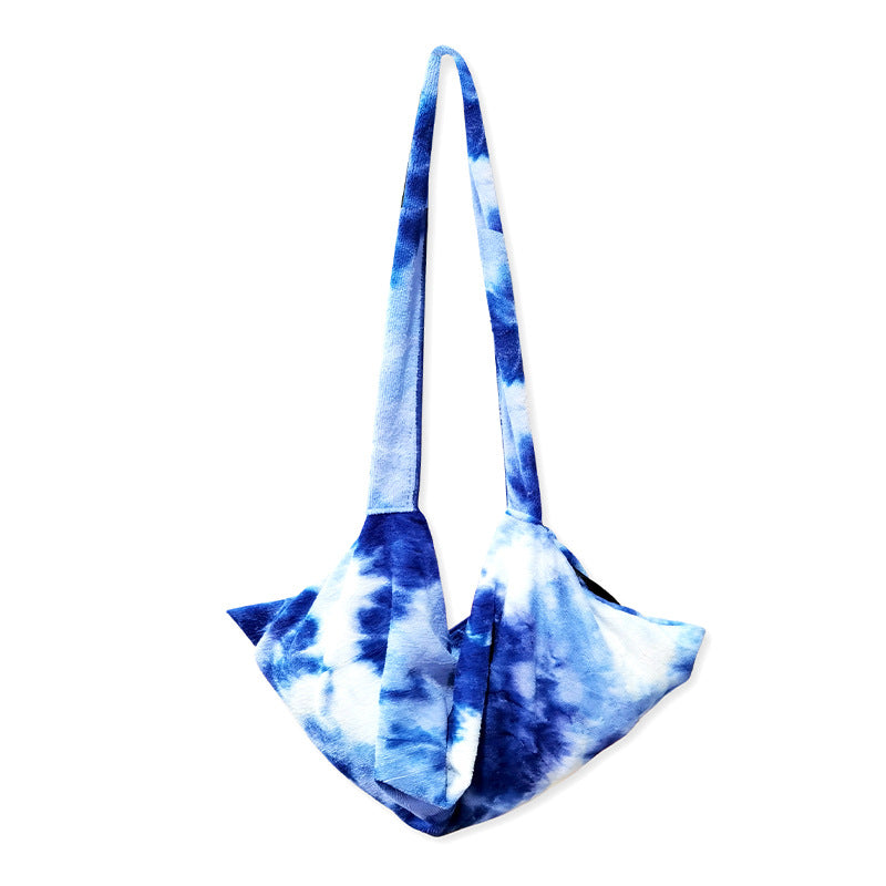 Liggestolpute med moderne TIE-DYE-mønster Skanto