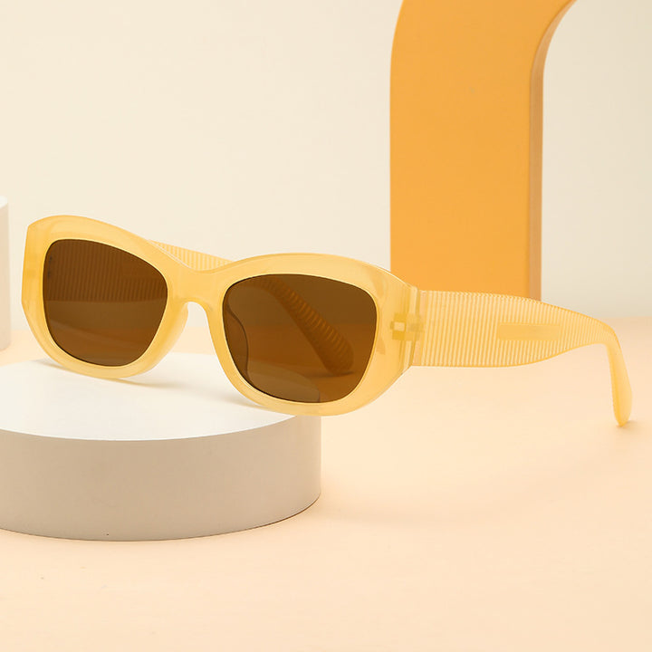 Dame trendy solbriller med innovativt design og komfortabel ramme Skanto