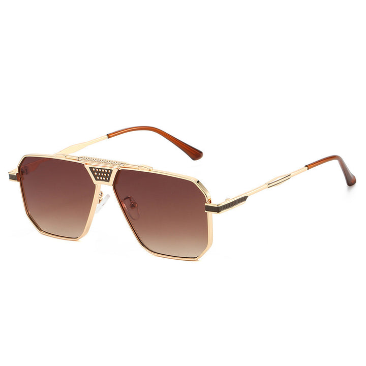 Dame solbrille i luksuriøs, geometrisk design Skanto