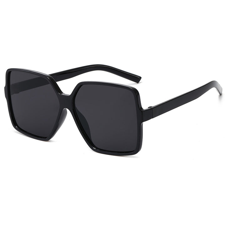 Dame oversized kvadratisk solbrille med elegant ramme Skanto
