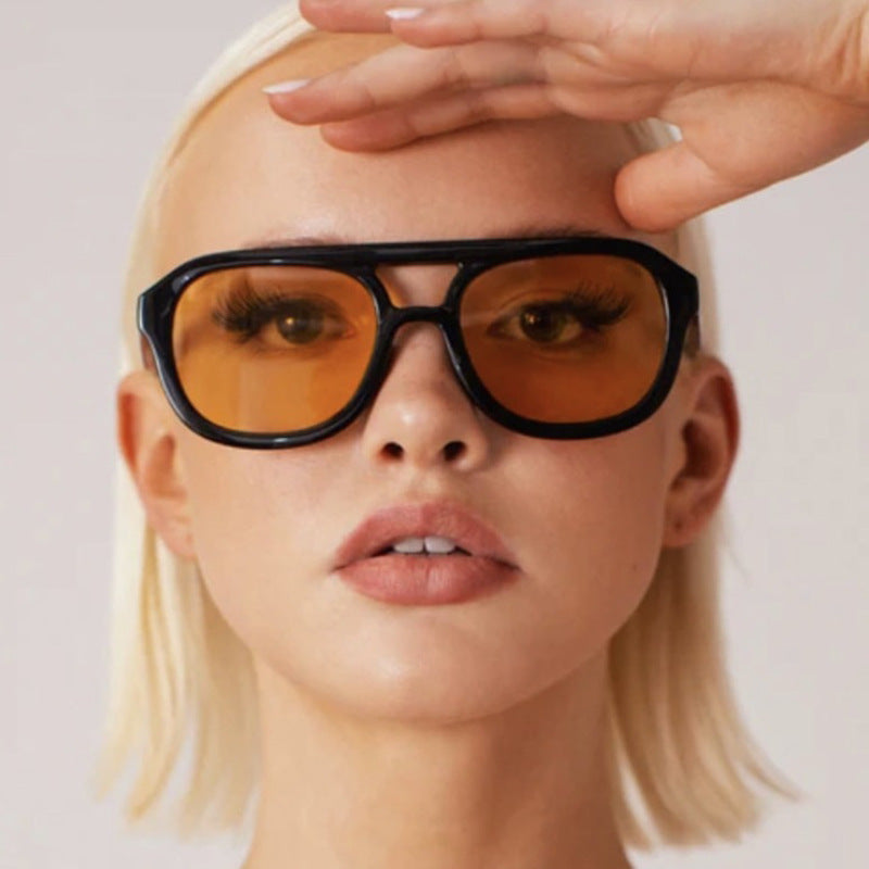 Women's fashionable sports sunglasses with wide, flexible frame Skanto
