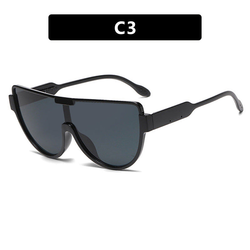 Women's futuristic sunglasses in sporty design Skanto