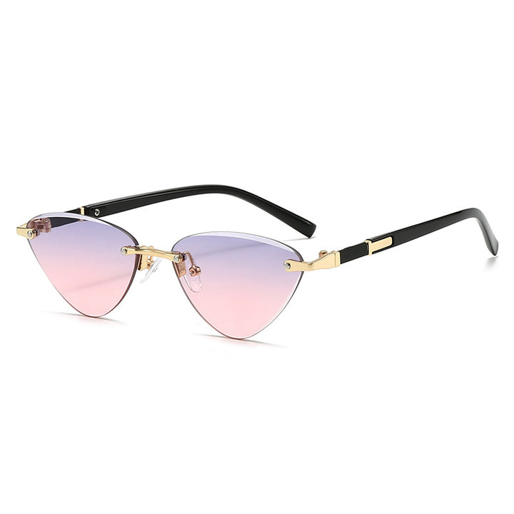Dame moteriktig Cat-Eye solbrille med elegant metallramme Skanto