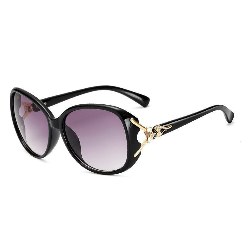 Dame Premium-solbriller med elegante detaljer Skanto